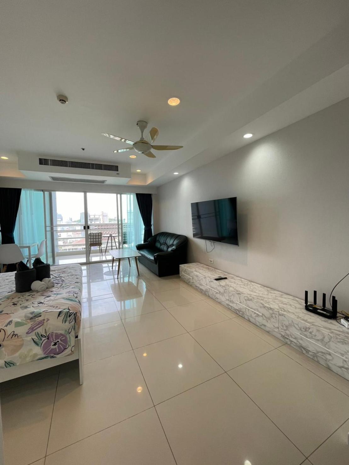 View Talay 6 Pattaya Beach By Anatolia Condo Suite 外观 照片